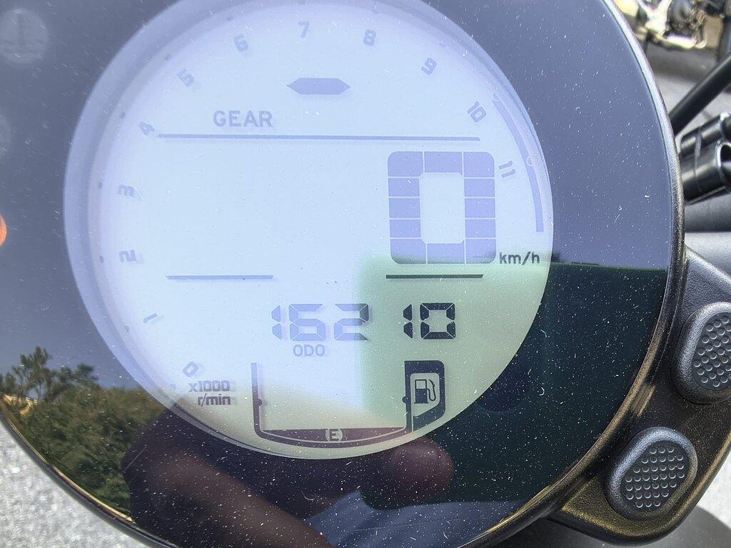 XSR 700