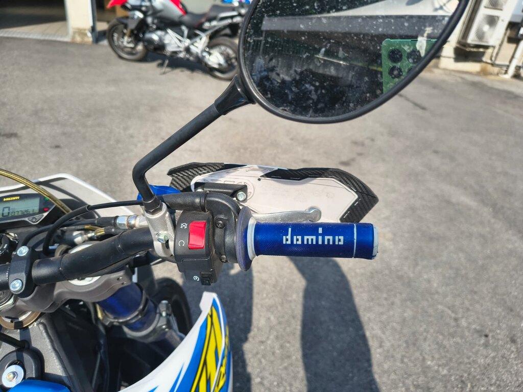 SM MOTARD