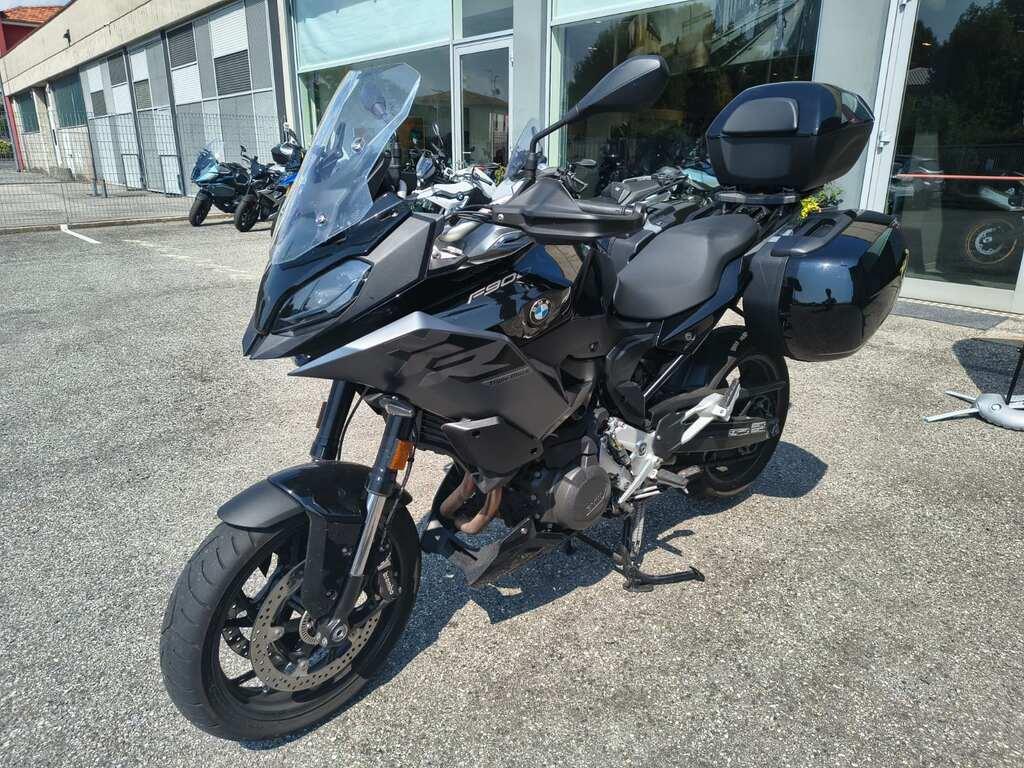 F 900 XR
