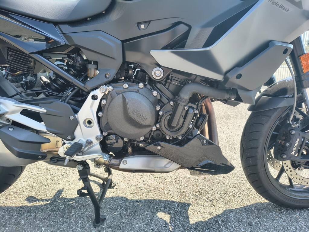 F 900 XR