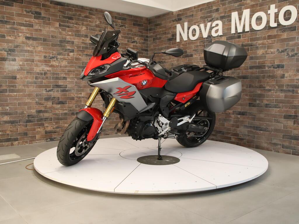 F 900 XR