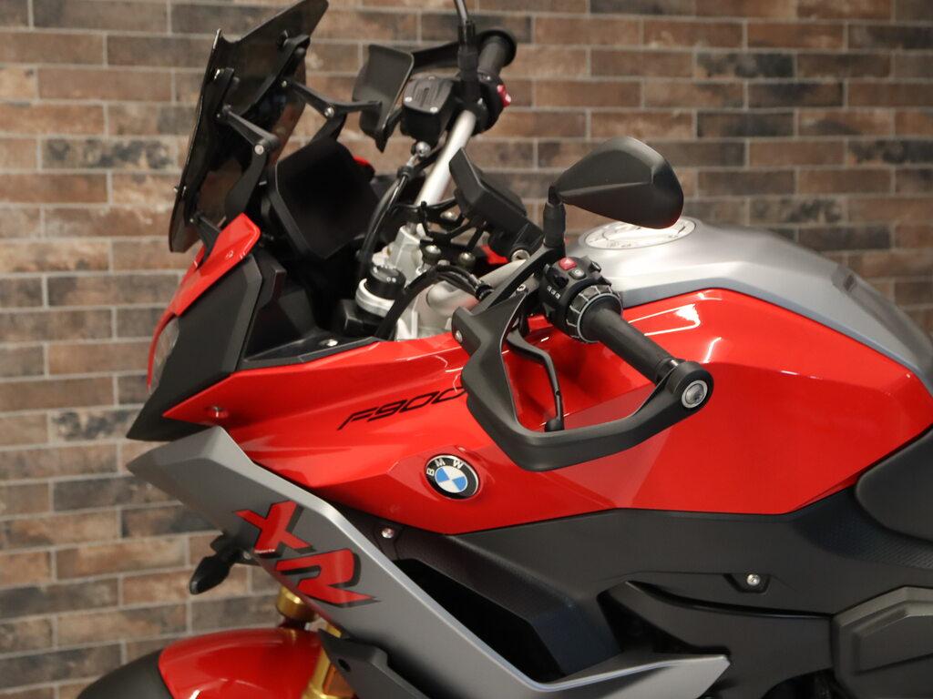F 900 XR