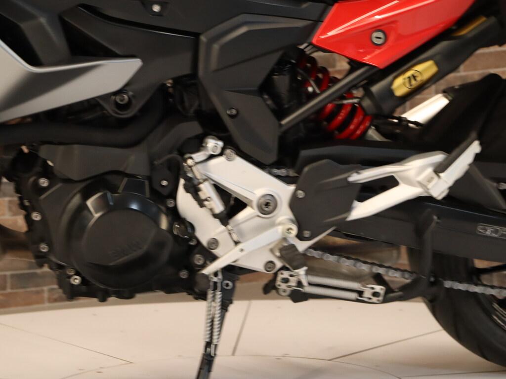F 900 XR