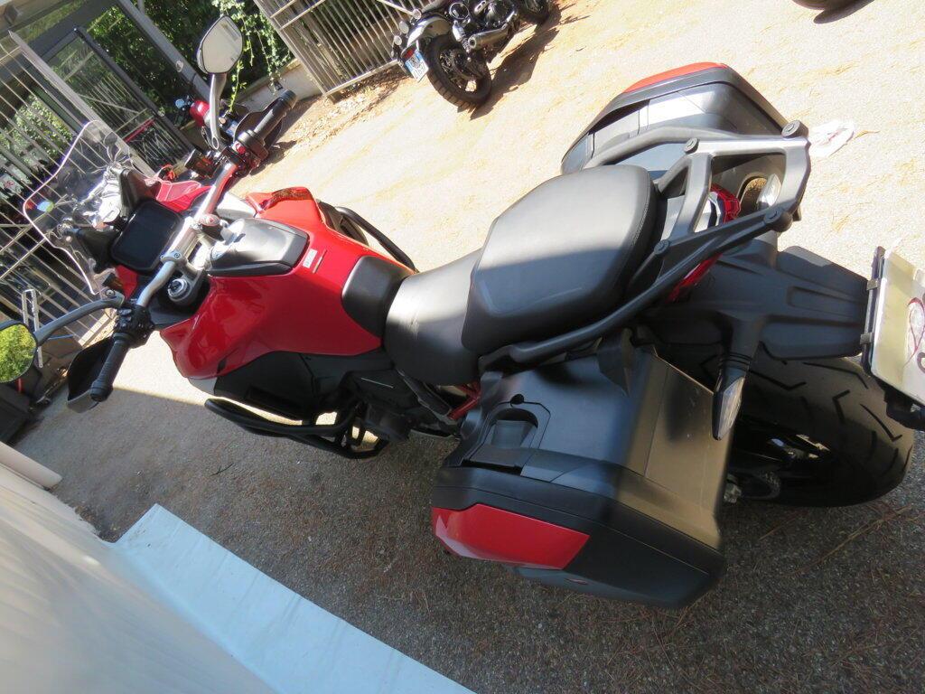 MULTISTRADA V4