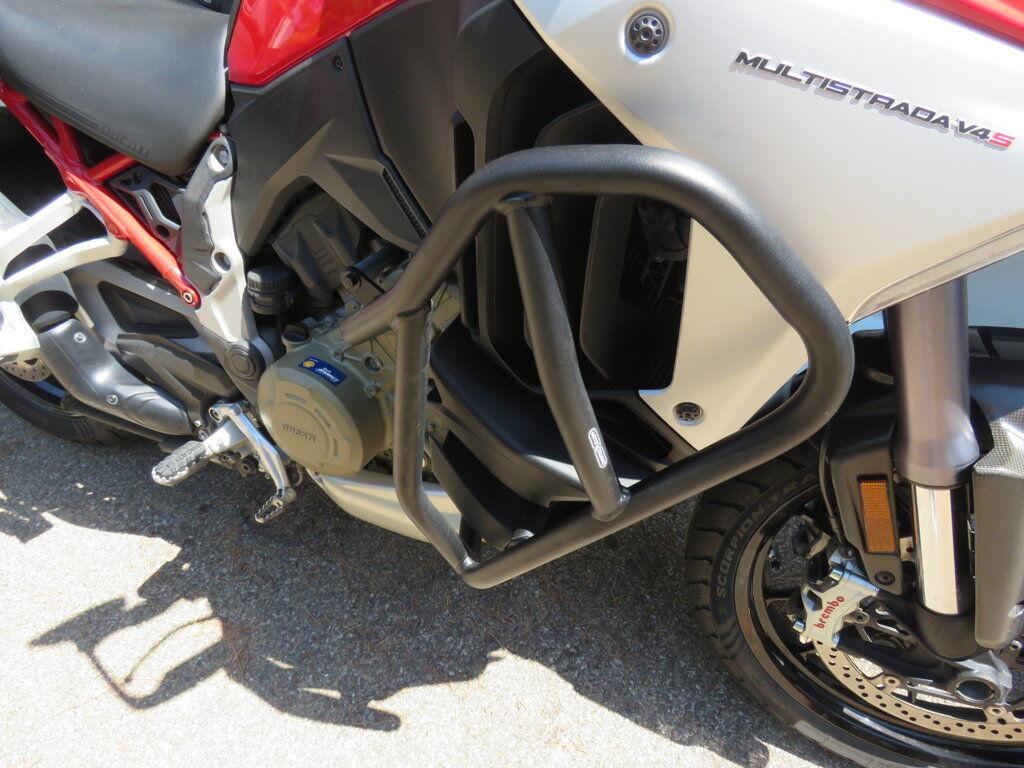 MULTISTRADA V4