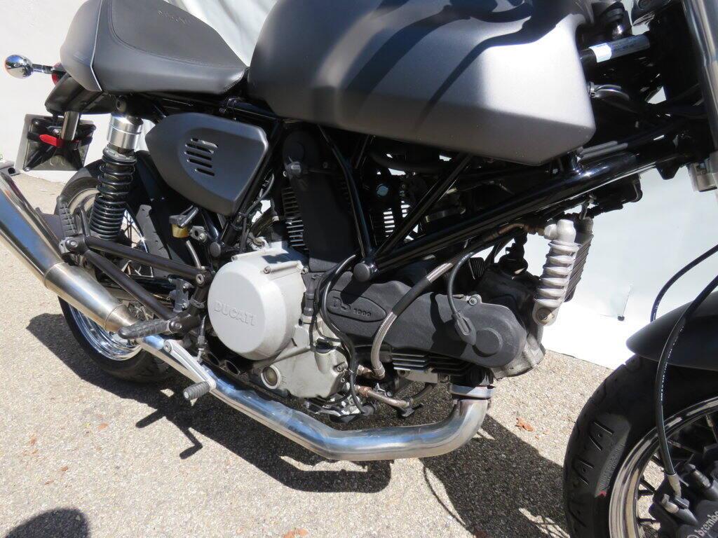 GT 1000