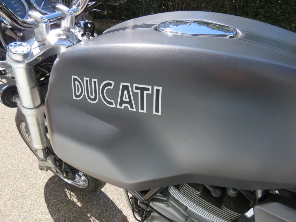 GT 1000
