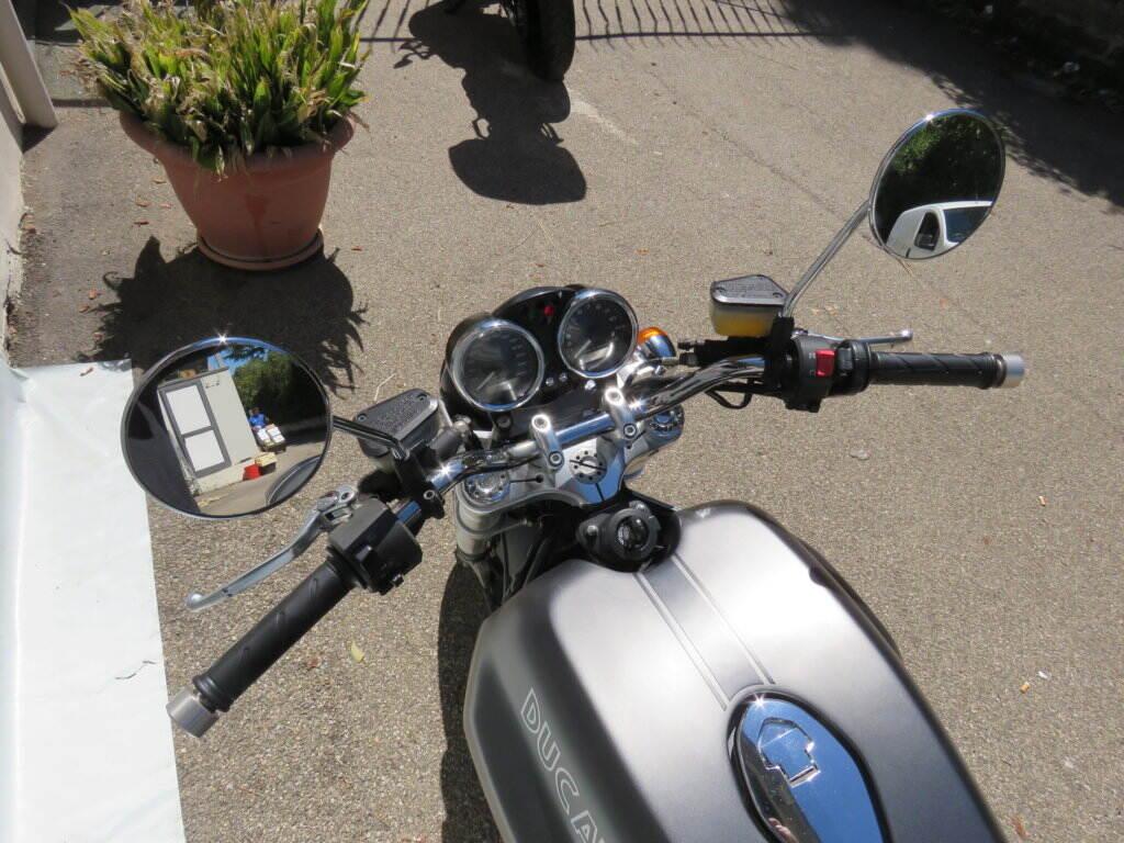 GT 1000