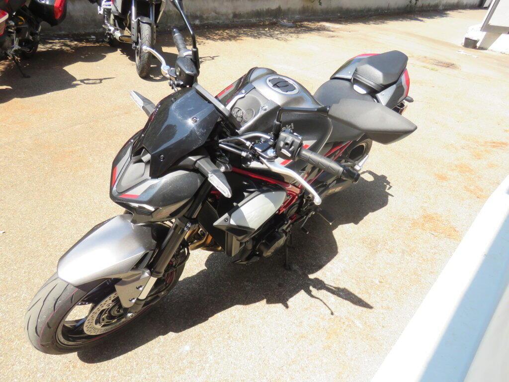 Z 900
