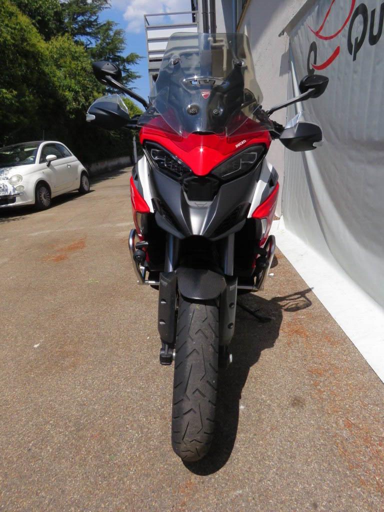 MULTISTRADA V4