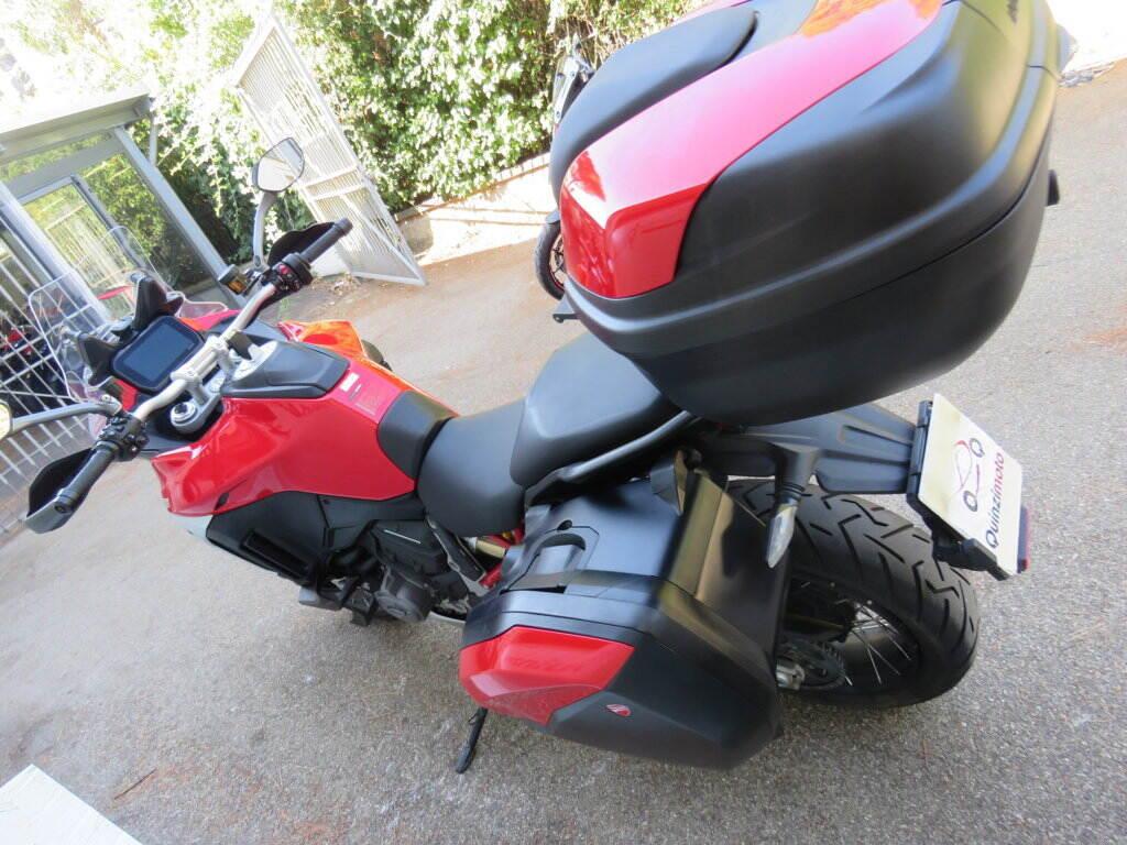 MULTISTRADA V4
