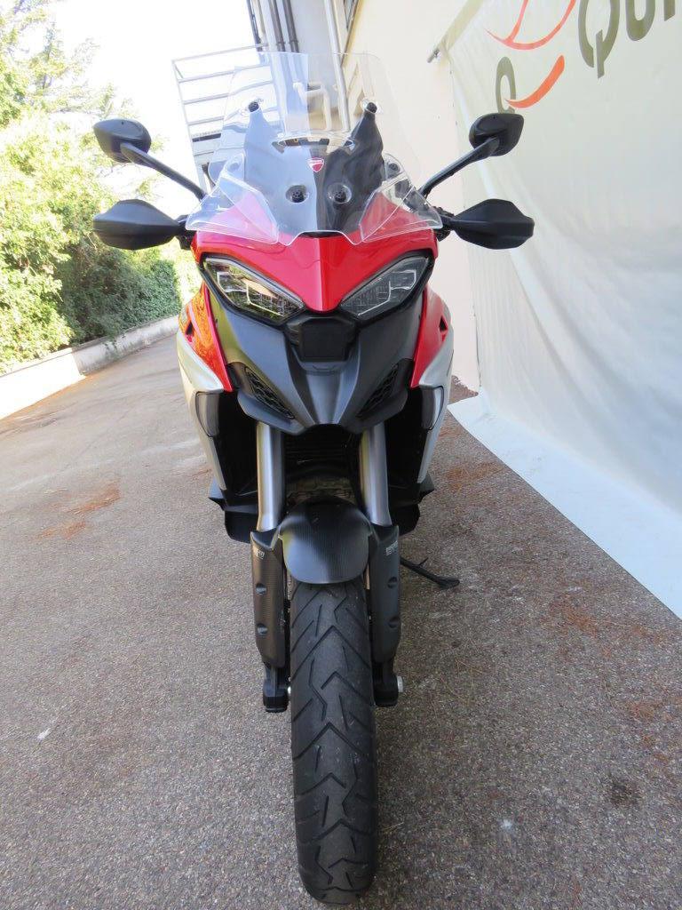 MULTISTRADA V4