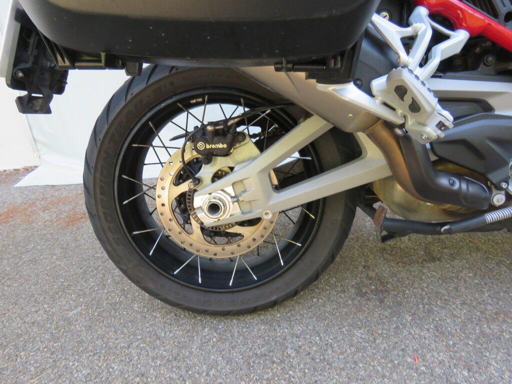 MULTISTRADA V4