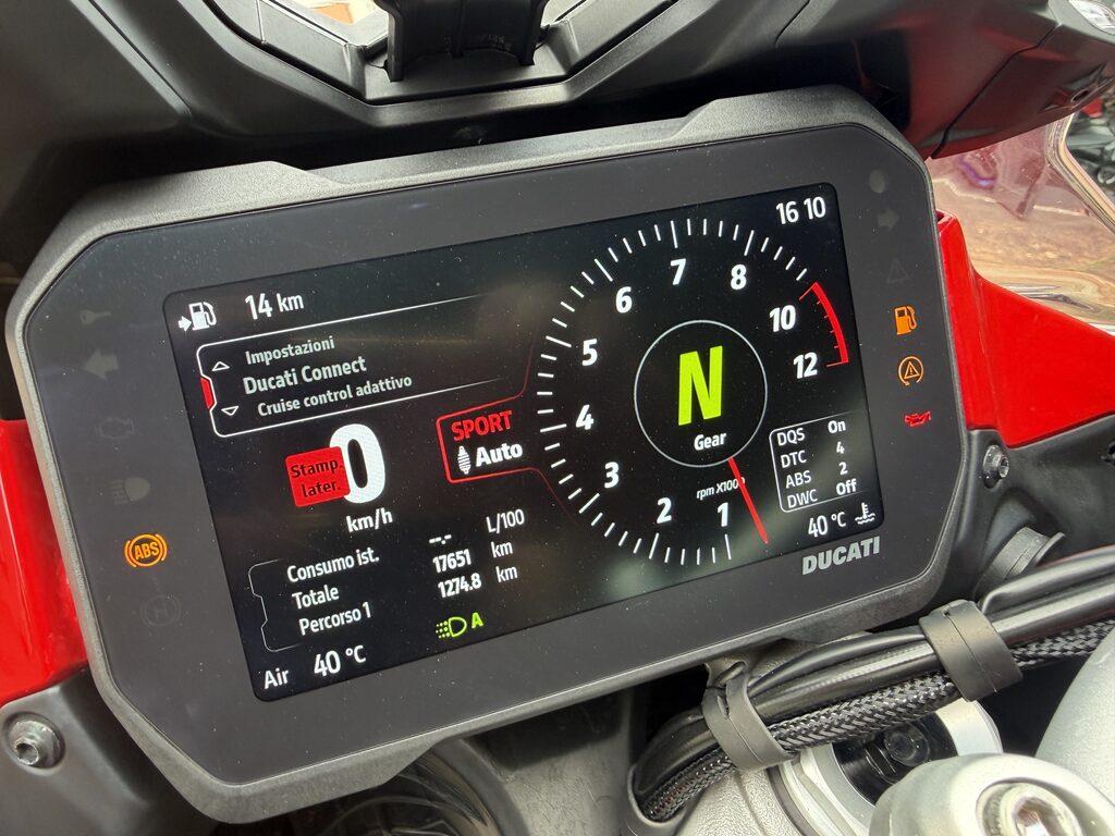 MULTISTRADA V4