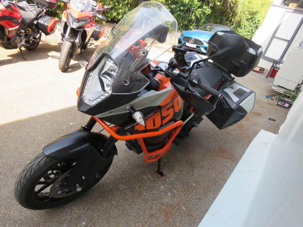 1050 ADVENTURE