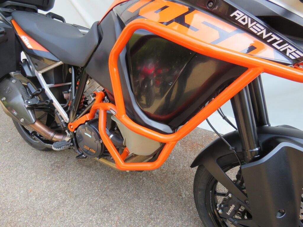 1050 ADVENTURE