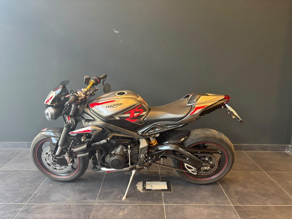 STREET TRIPLE 765