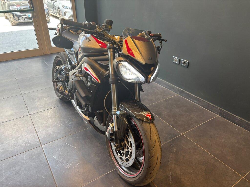 STREET TRIPLE 765