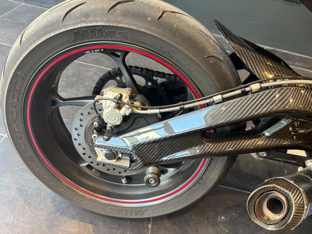 STREET TRIPLE 765