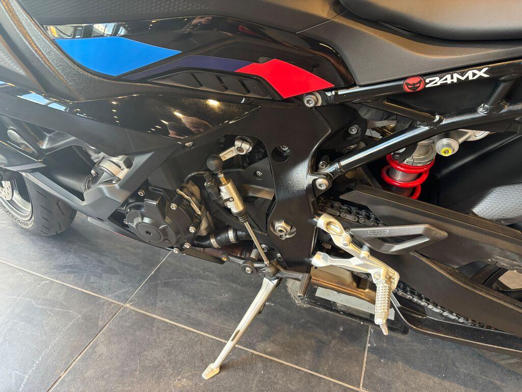S 1000 RR
