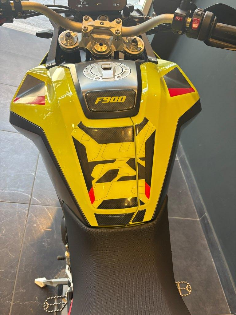 F 900 GS
