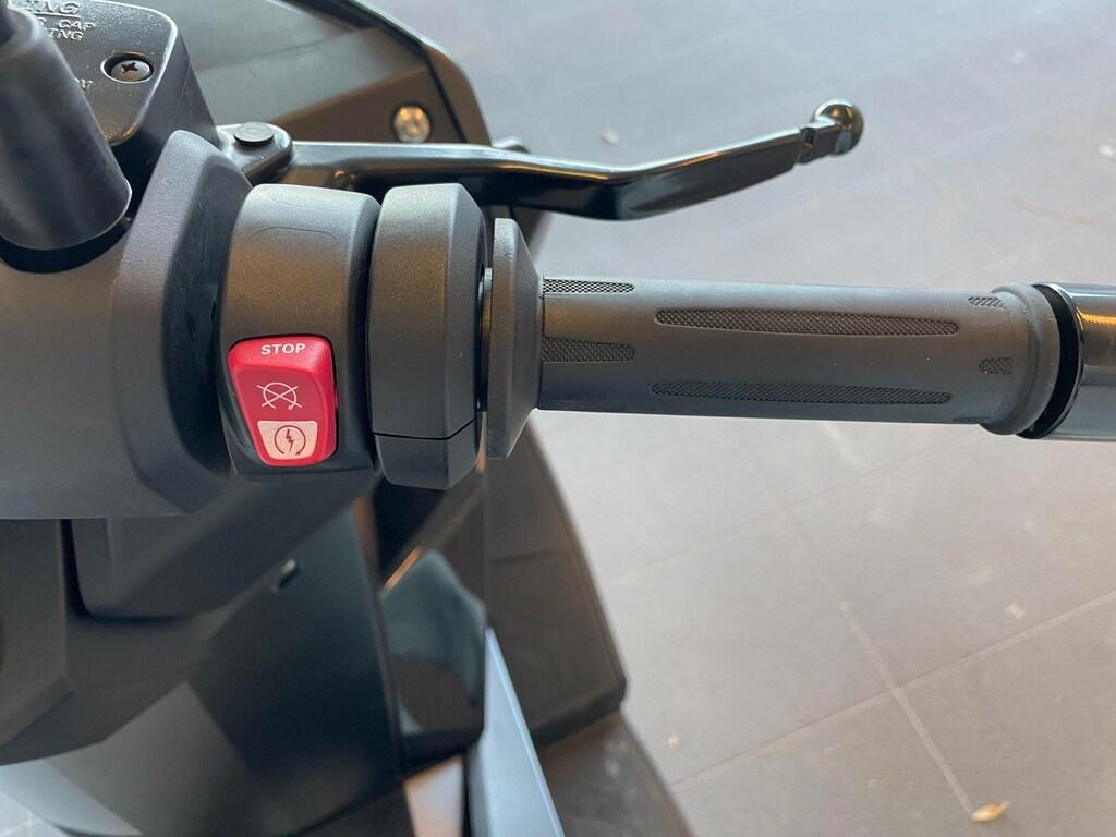 C 400 GT