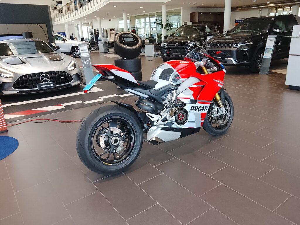 PANIGALE V4