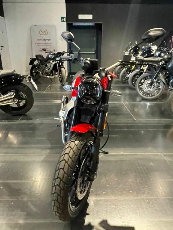 SCRAMBLER 800
