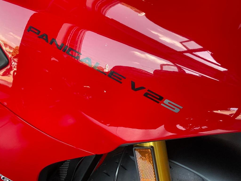 PANIGALE V2 890