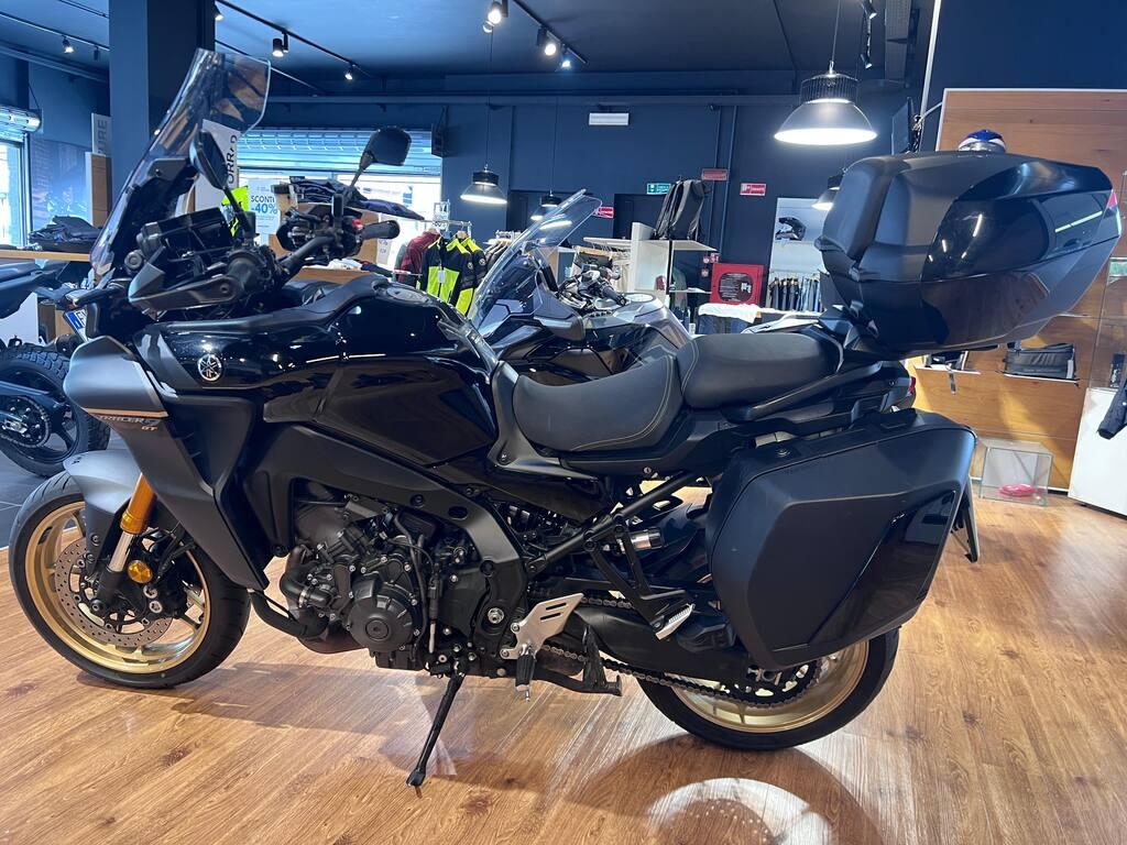 TRACER 900