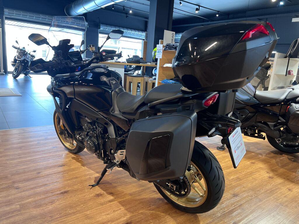 TRACER 900