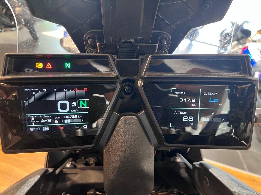 TRACER 900