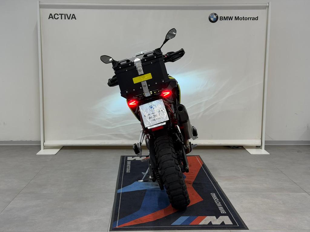F 900 GS