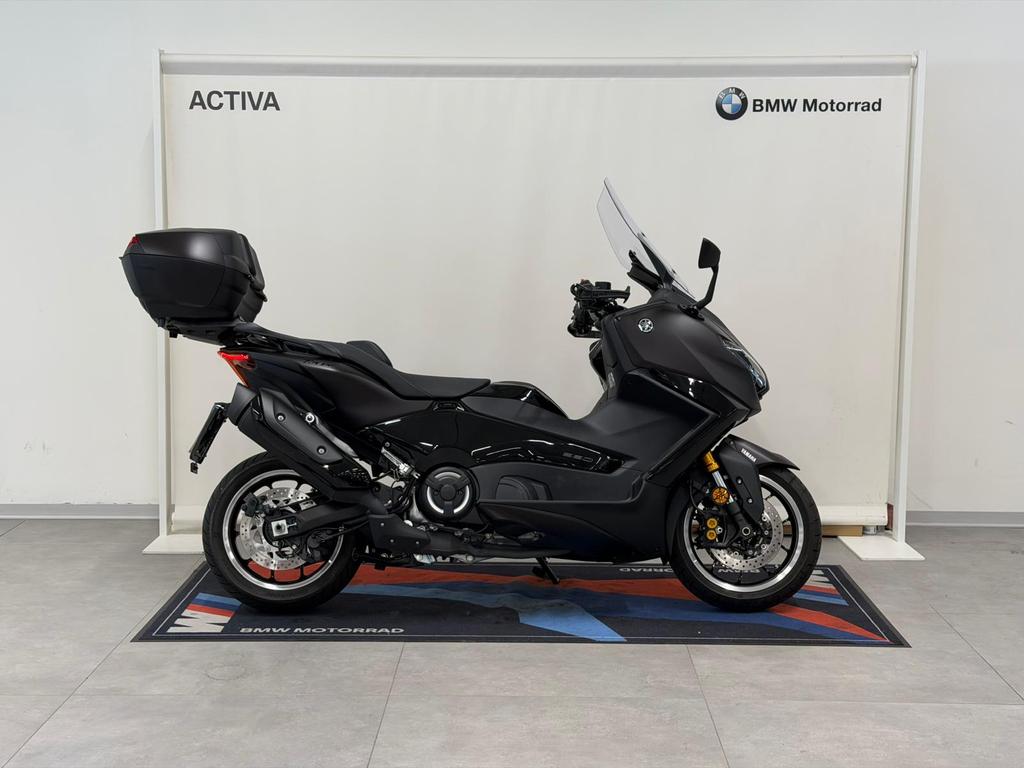 T-MAX 560