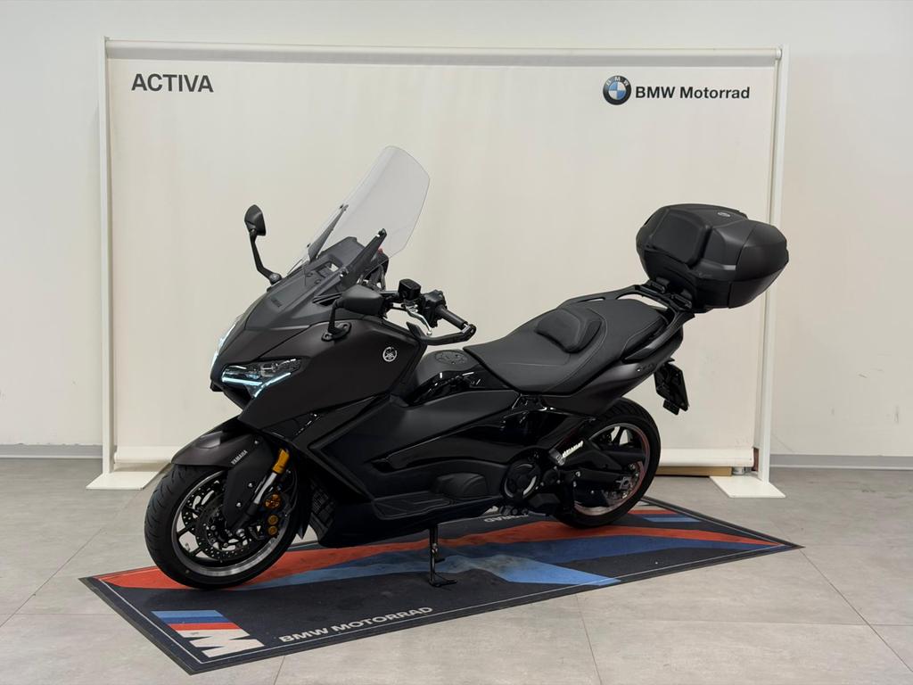 T-MAX 560
