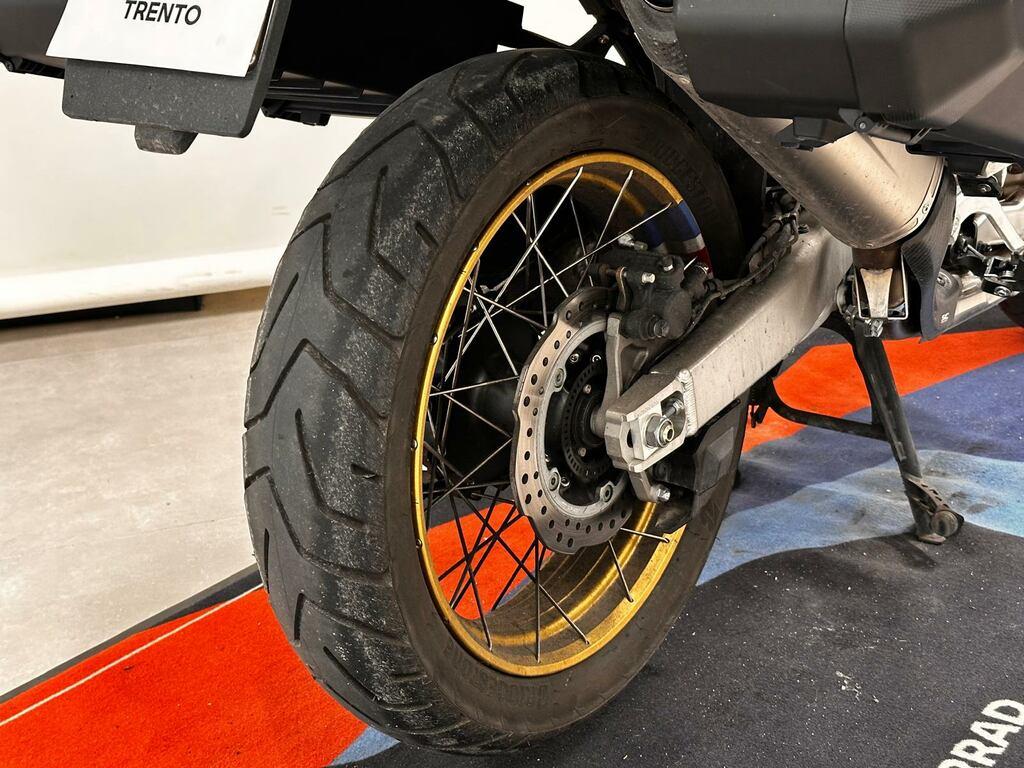 AFRICA TWIN 1100