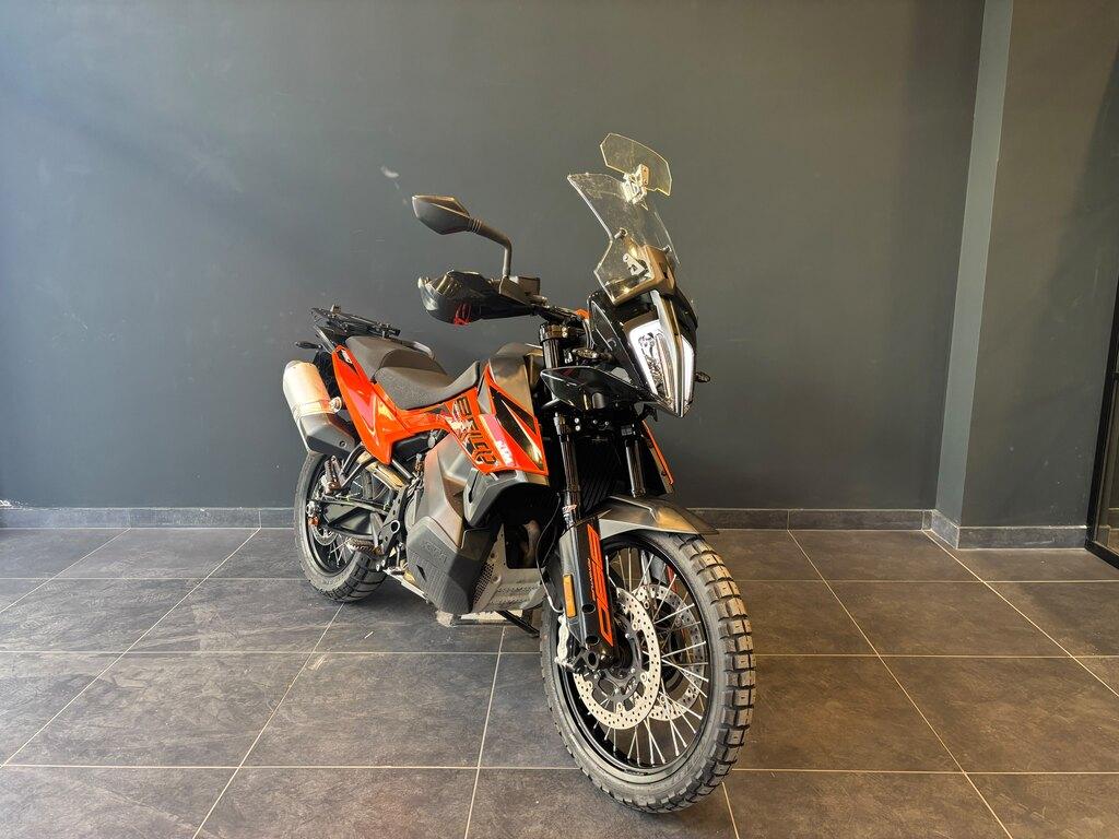890 ADVENTURE