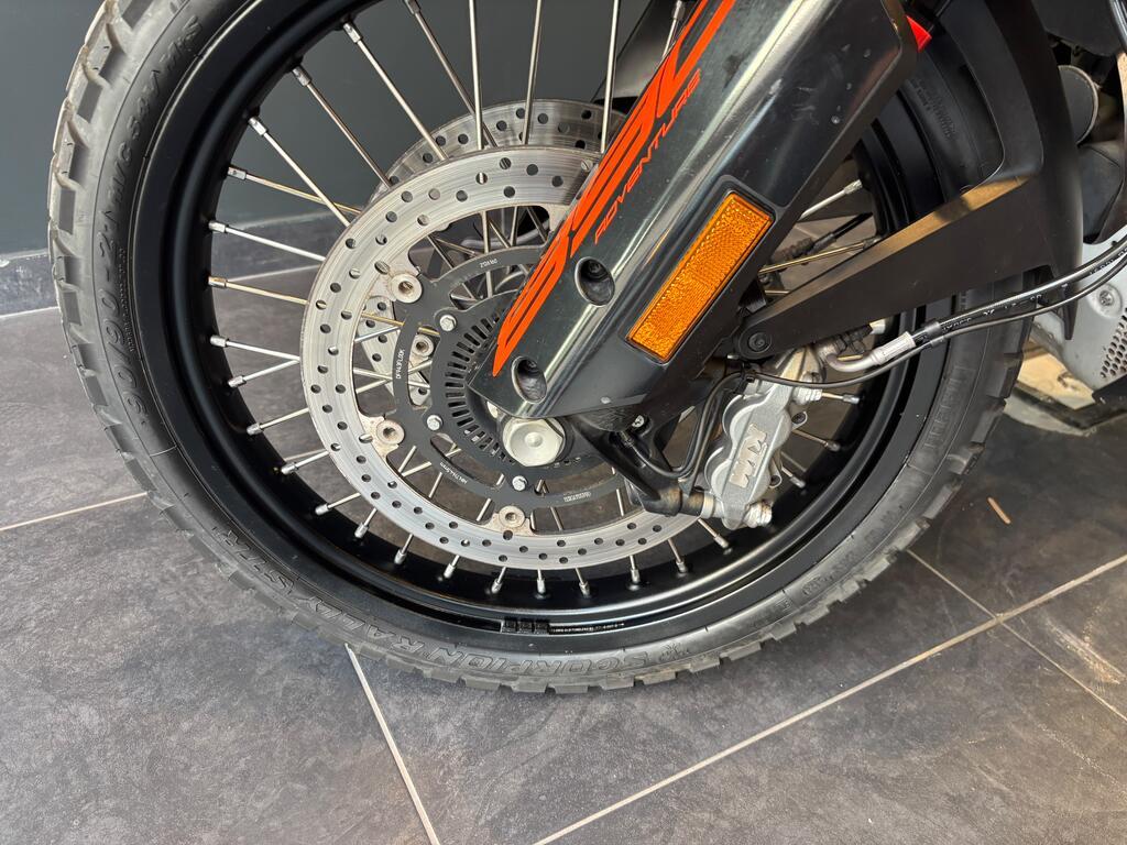 890 ADVENTURE