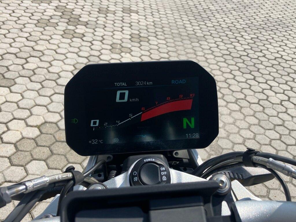 R 1250 R