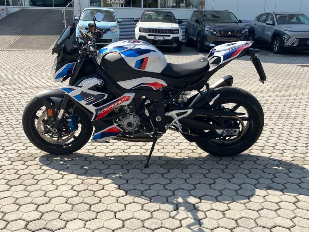 M 1000 R