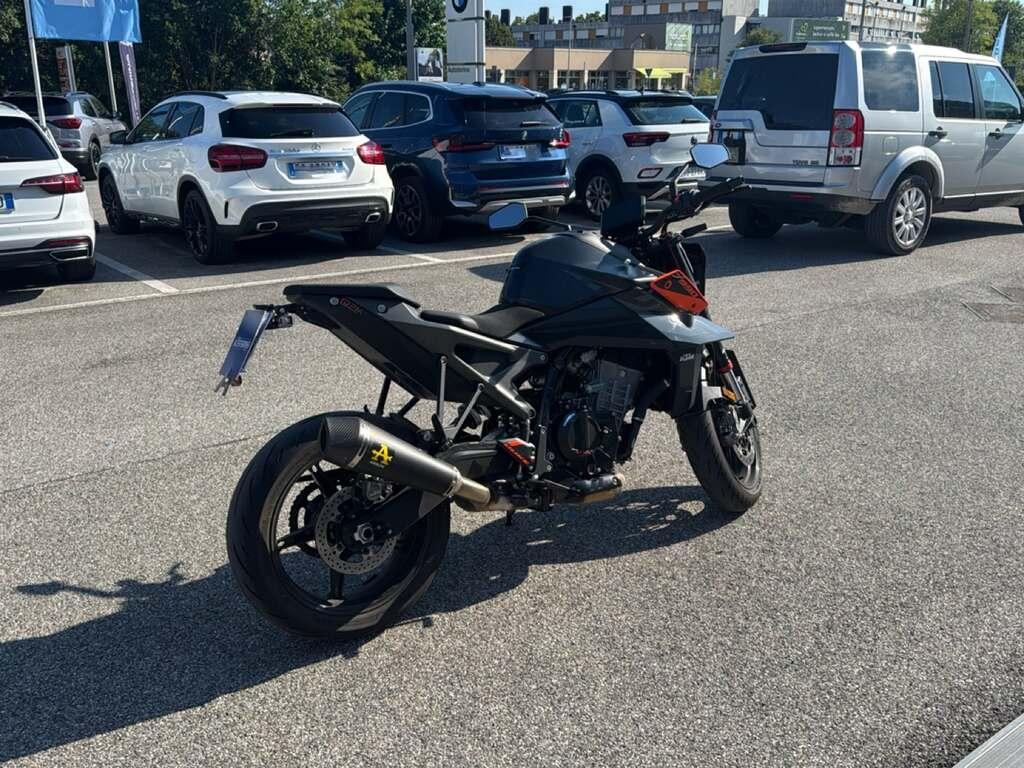 990 DUKE