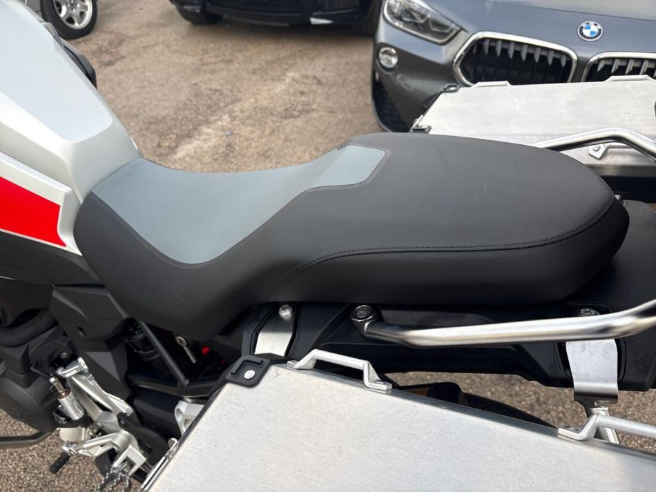 F 900 GS