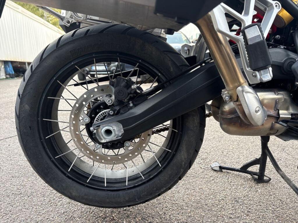 F 900 GS