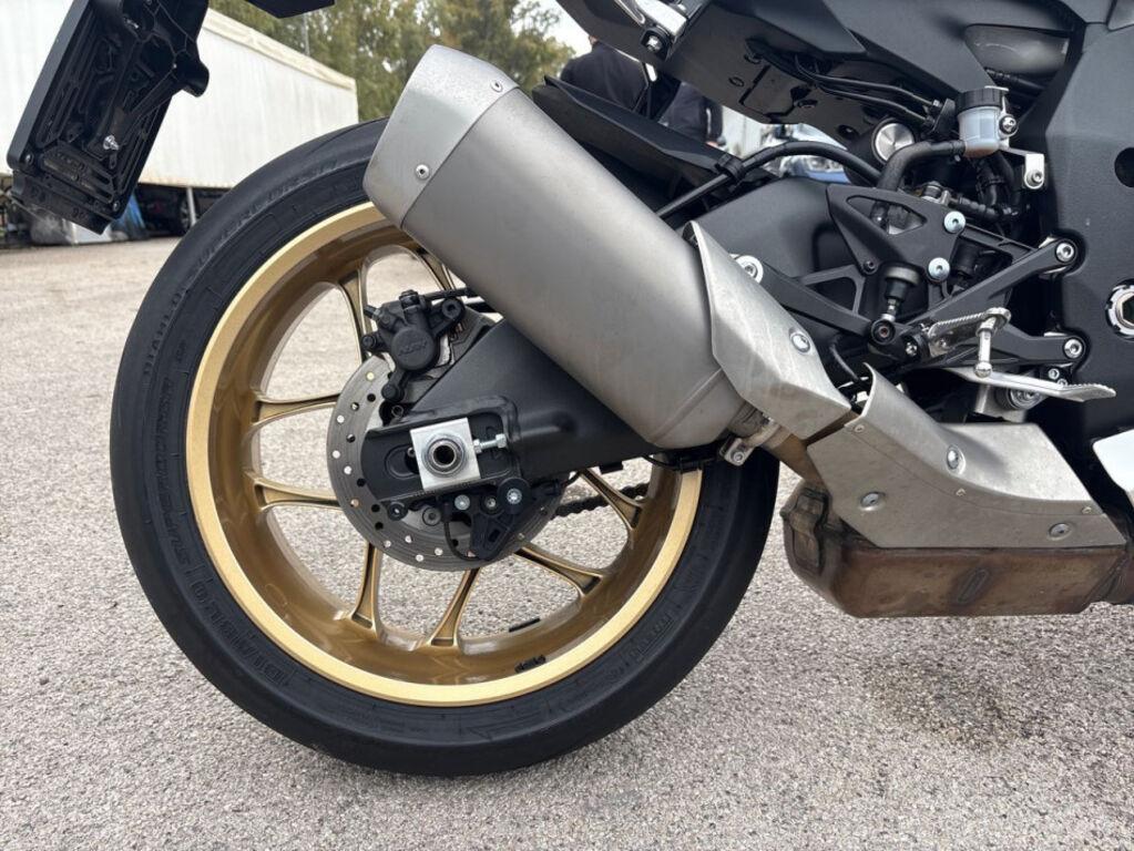 YZF R1 1000