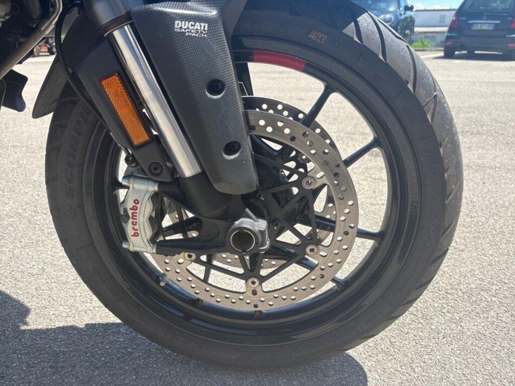 MULTISTRADA V4