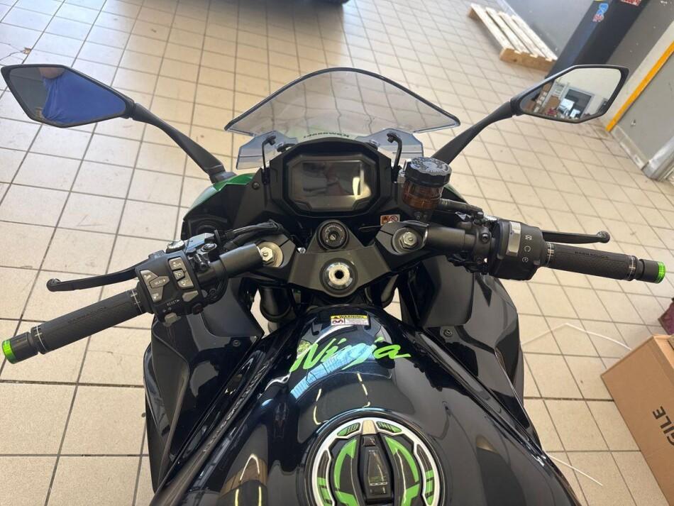 NINJA 1000 SX