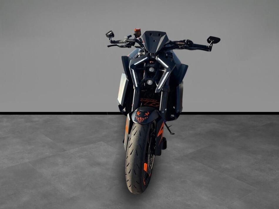 1390 SUPER DUKE