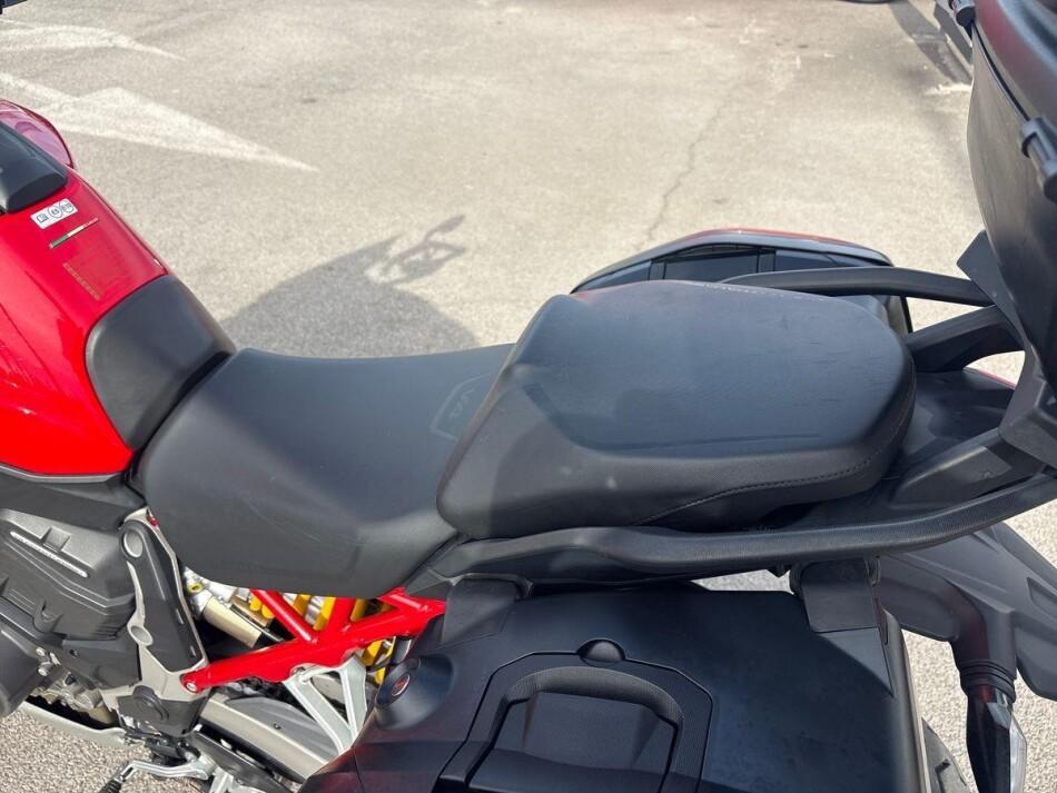 MULTISTRADA V4