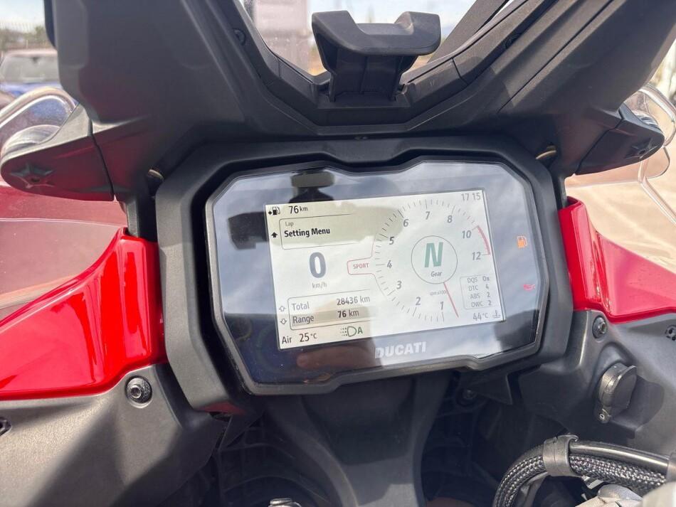 MULTISTRADA V4
