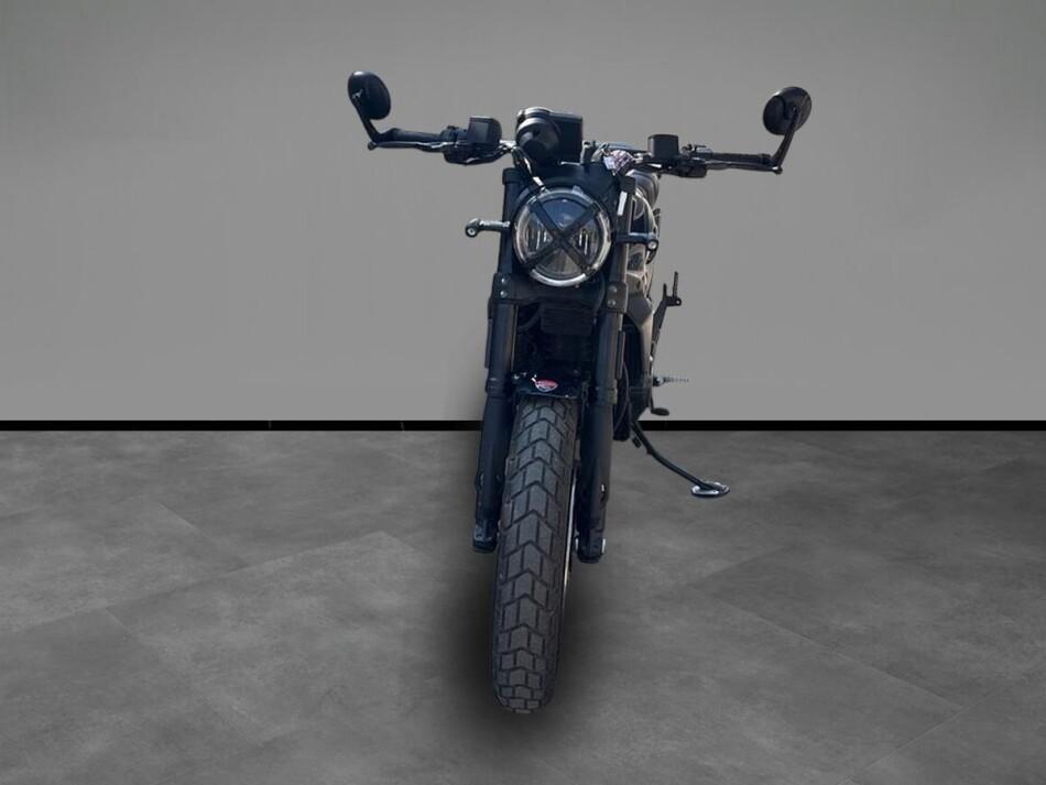 SCRAMBLER 800